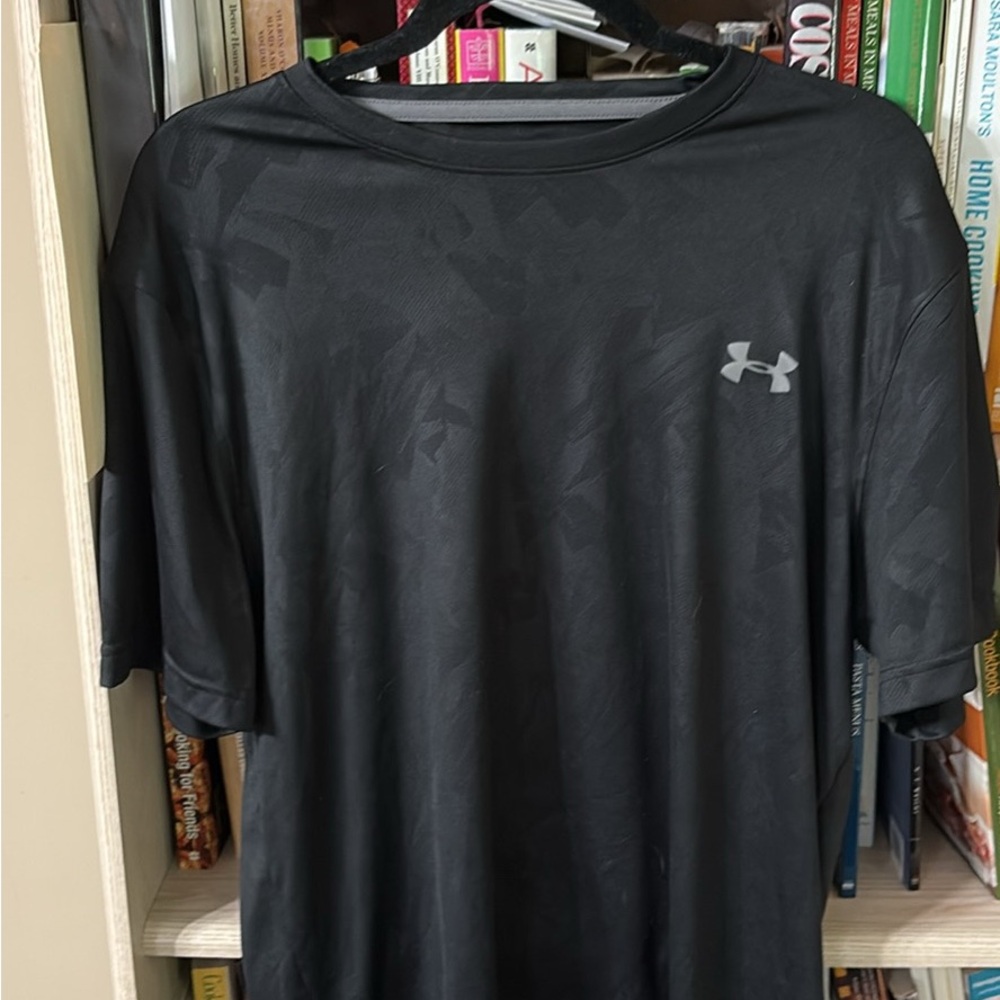 Under Armour Black Short Sleeve Performance Tee